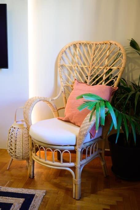 Boho Luxury 2 Bedroom Apartment, Acropolis Museum View Атина Екстериор снимка
