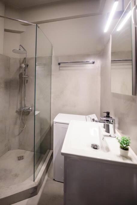 Boho Luxury 2 Bedroom Apartment, Acropolis Museum View Атина Екстериор снимка